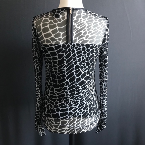NWOT DKNY animal printed top - Picture 2 of 10
